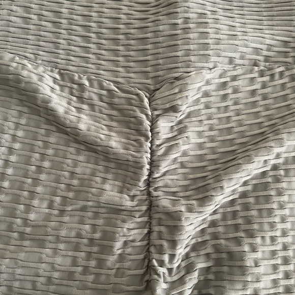 Textured high waist leggings - Picture 4 of 4